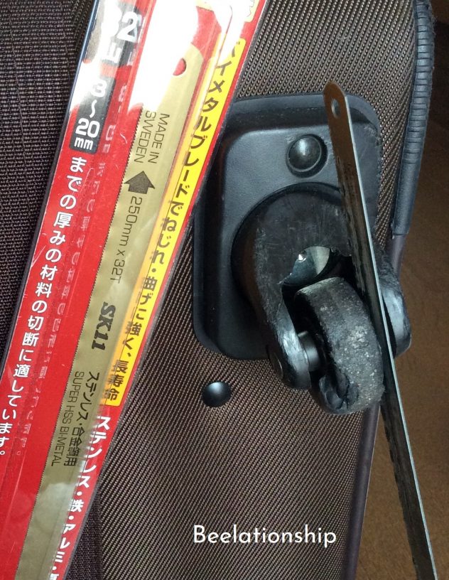Repair_Luggage_Wheels_005